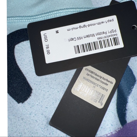 Peloton WITH Bowie Capri Leggings - Medium - Picture 6 of 7